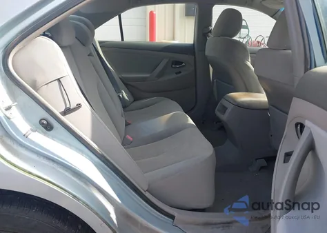 2009 Toyota Camry Le z USA, uszkodzony, nr VIN 4T1BE46K69U802452